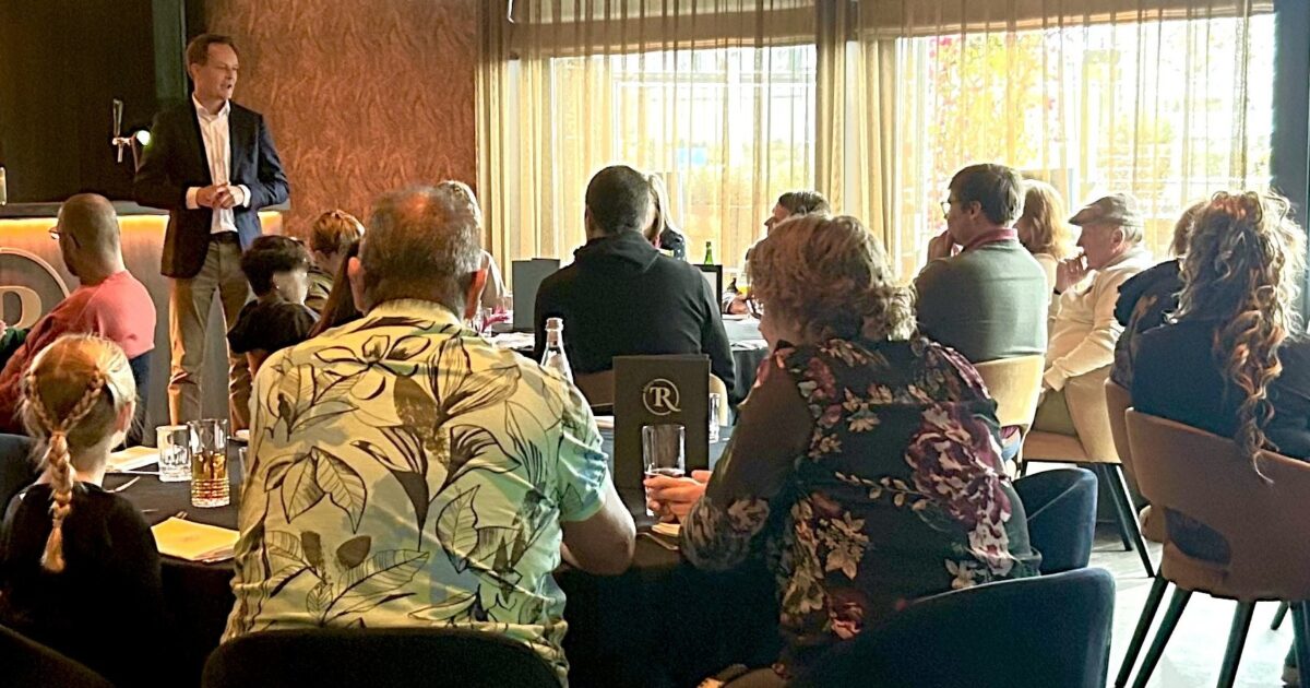 Gemeente bedankt pleeggezinnen met feestelijke lunch