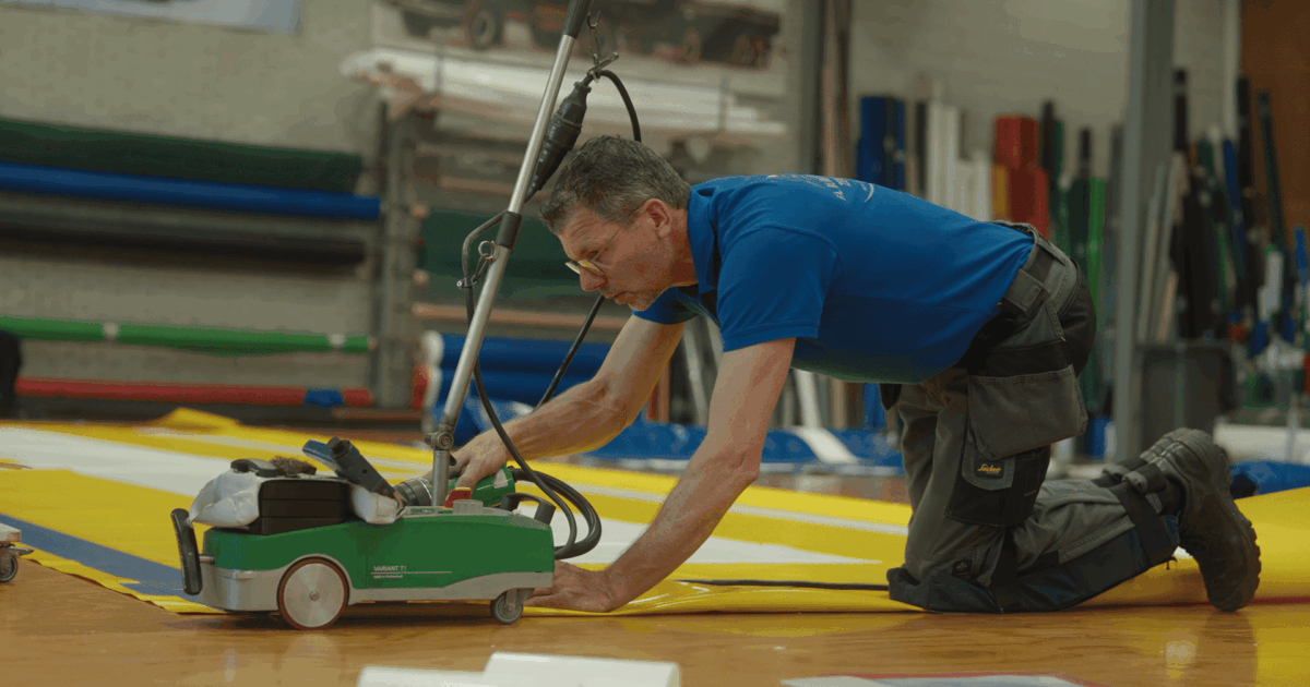 Aalsmeerse zeilmakerij Burggraaf bestaat 100 jaar