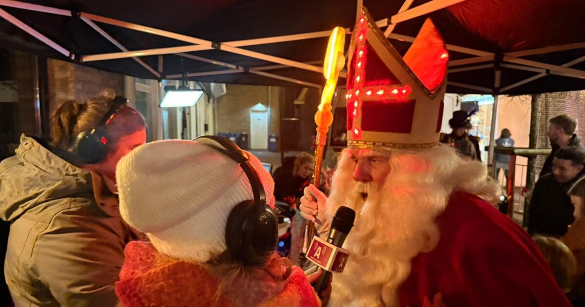 Aalsmeer verwelkomt Sinterklaas met lichtjes en vrolijk feest