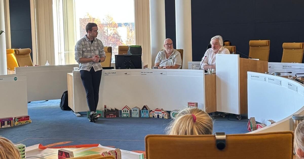 Basisscholieren maken kennis met lokale politiek
