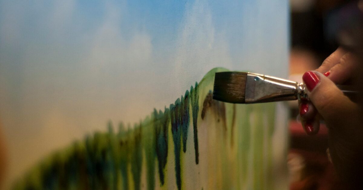 Nieuw kunstwerk onder viaduct verbindt herinnering en gemeenschap