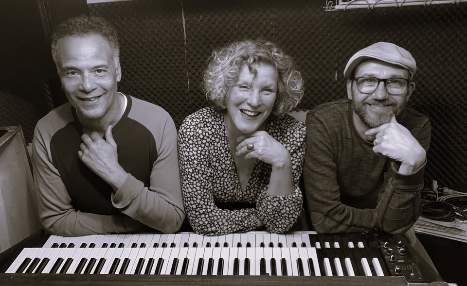 KCA Jazz: SKIN - Out Of The Groove